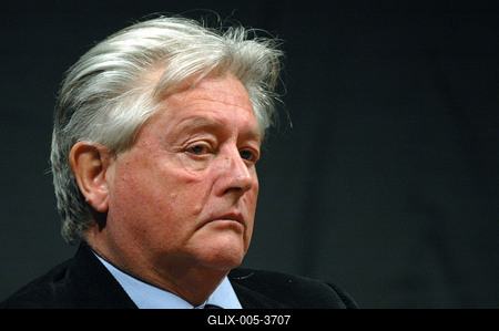 Szabó István és osztálytársai az ügynökmúltról nyilatkoztak-stock-foto