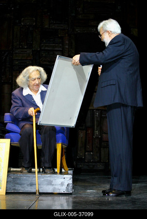 A Nemzeti Színházban ünnepelték Faludy Györgyöt-stock-foto