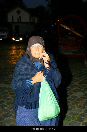 Ma befejeződik a Rokonok forgatása-stock-foto