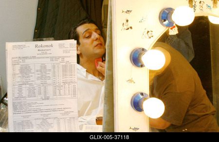 Ma befejeződik a Rokonok forgatása-stock-foto