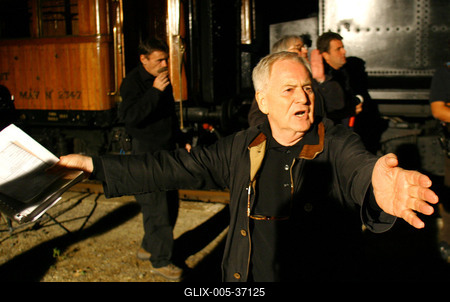 Ma befejeződik a Rokonok forgatása-stock-foto