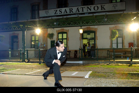 Ma befejeződik a Rokonok forgatása-stock-foto