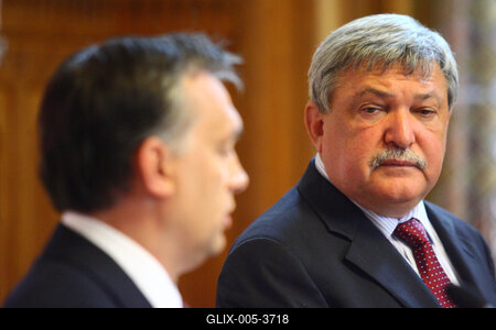 Orbán Viktor és Csányi Sándor sajtótájékoztatója a Parlamentben-stock-foto