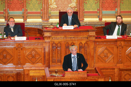 Elie Wiesel Budapesten-stock-foto