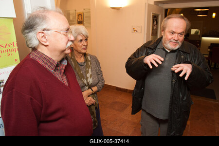 Könyvbemutató-stock-foto