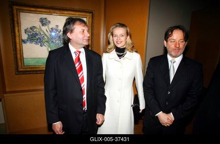 A kulturális miniszter megnyitotta a Van Gogh-kiállítást-stock-foto