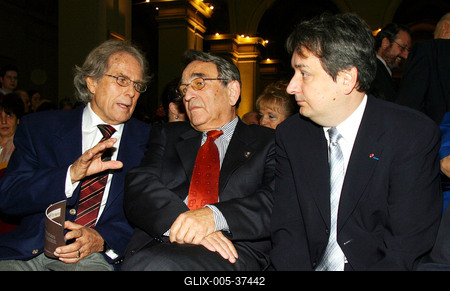 A kulturális miniszter megnyitotta a Van Gogh-kiállítást-stock-foto