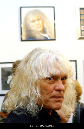 Omega-relikviákból nyílt kiállítás-stock-foto