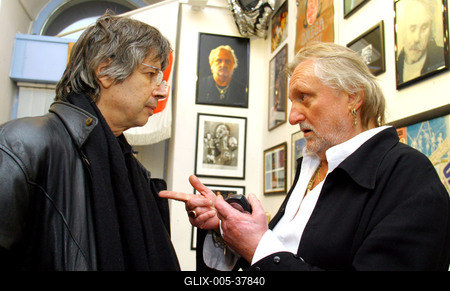 Omega-relikviákból nyílt kiállítás-stock-foto