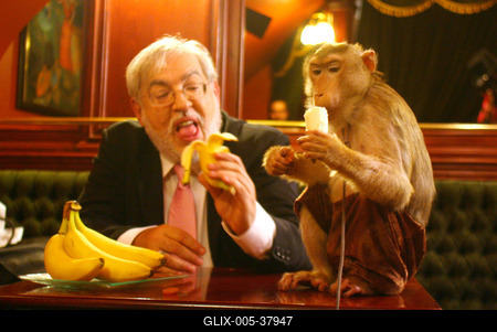 Verebes István kisregényt írt-stock-foto