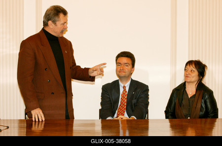 Magyar Vöröskereszt rajzpályázat-stock-foto