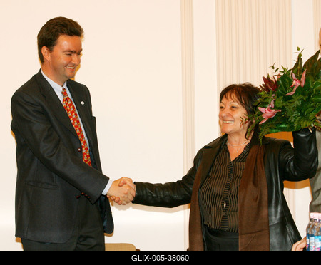 Magyar Vöröskereszt rajzpályázat-stock-foto