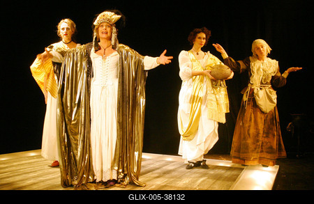 April de Angelis: Színházi Bestiák-stock-foto