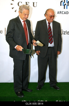 Elhelyezték a Millennium Gate – CEU Business School alapkövét-stock-foto