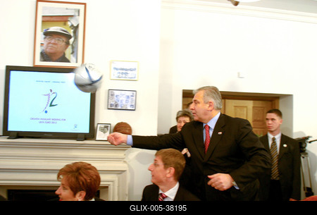 Sajtótájékoztató a 2012-s közös EB-ről-stock-foto