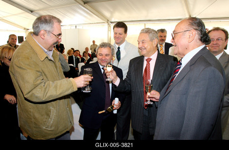 Elhelyezték a Millennium Gate – CEU Business School alapkövét-stock-foto