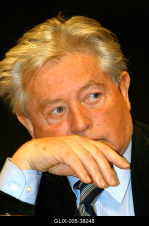 Szabó István és osztálytársai az ügynökmúltról nyilatkoztak-stock-foto