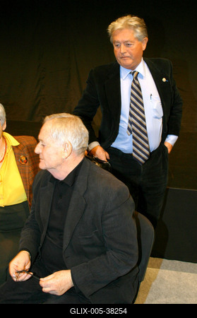 Szabó István és osztálytársai az ügynökmúltról nyilatkoztak-stock-foto