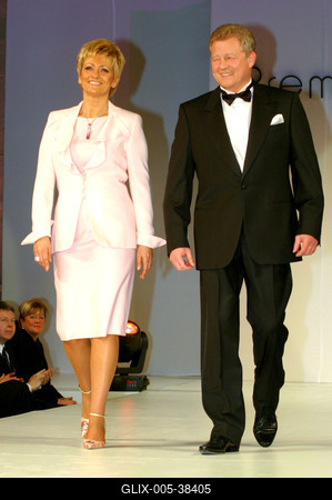 Politikusok a kifutón-stock-foto