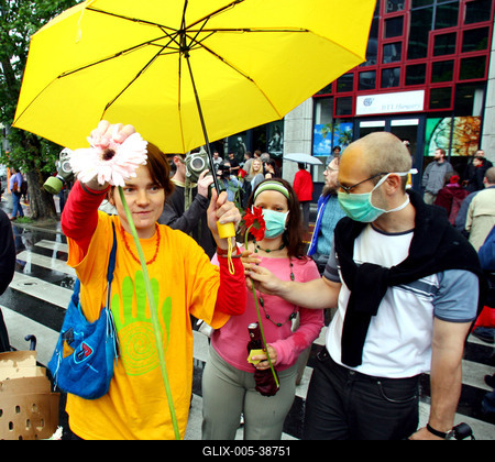 Radikális gyalogosok bénították meg a forgalmat-stock-foto