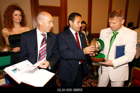 Bemutatták az Európa-bajnokság pályázati anyagát-stock-foto