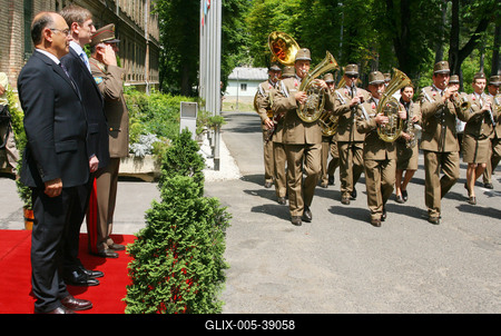 Honvédségi értekezlet-stock-foto