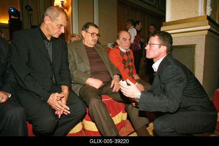 Megalakult a Nemzeti Művész Klub-stock-foto