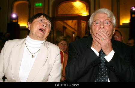 Megalakult a Nemzeti Művész Klub-stock-foto