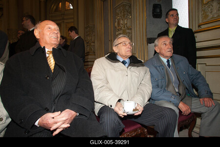 Útjára indult az Arancsapat-mozdony-stock-foto