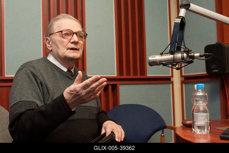 Reggeli műsor a Klubrádióban-stock-foto