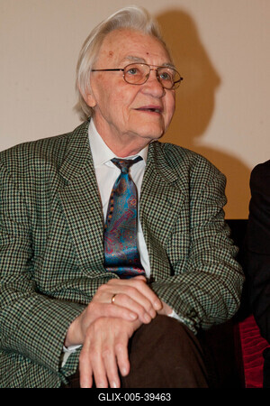 A Vuk bemutatásának 30. évfordulóját ünnepelték-stock-foto