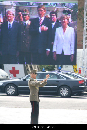 Augusztus 20-i tisztavatás a Hősök terén-stock-foto