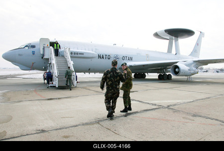 AWACS repülőgép teszteli az új légiirányító rendszert Kecskeméten-stock-foto