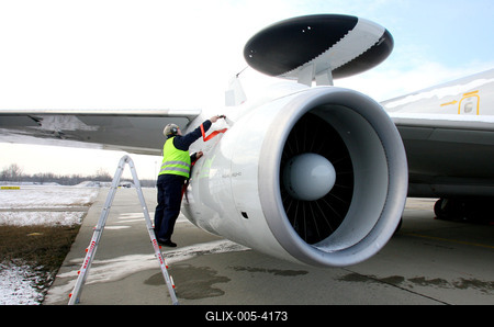 AWACS repülőgép teszteli az új légiirányító rendszert Kecskeméten-stock-foto