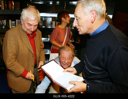 Megjelent Bacsó Péter filmkönyve-stock-foto