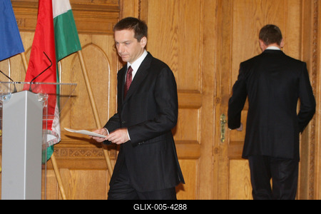 Sajtótájékoztató a miniszterelnök jelölt személyéről-stock-foto