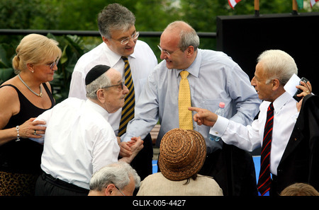 George Bush Budapesten-stock-foto