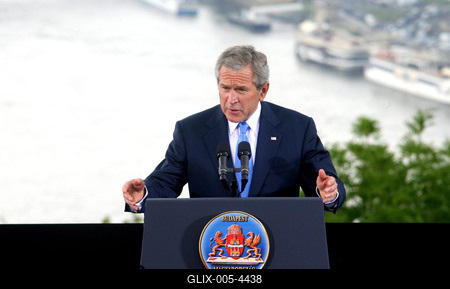 George Bush Budapesten-stock-foto