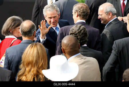 George Bush Budapesten-stock-foto