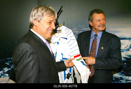 Ötven éves az űrkorszak - kiállítás a Közlekedési Múzeumban-stock-foto