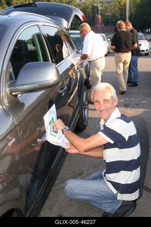 Elrajtolt a Magyar Borok Útja Rally-stock-foto