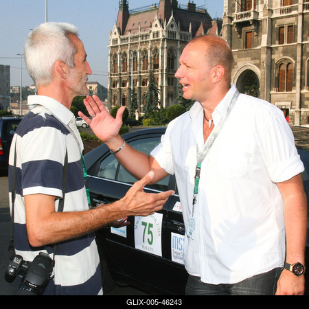 Elrajtolt a Magyar Borok Útja Rally-stock-foto