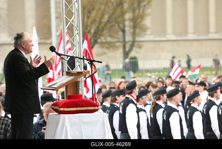 Új tagokkal bővült a Magyar Gárda-stock-foto