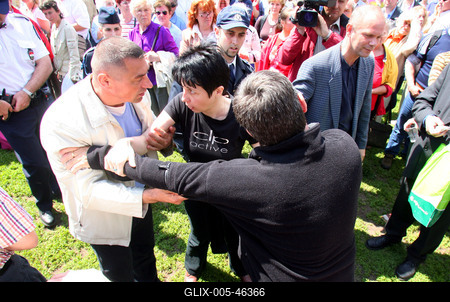 Tömegek a városligeti majálison-stock-foto