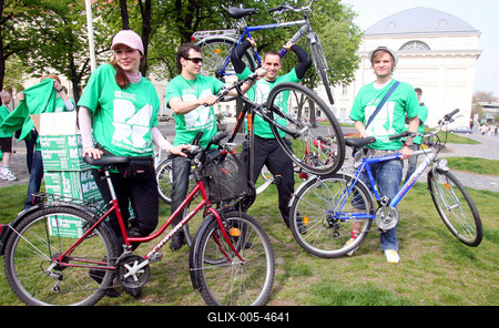 Kritikus tömeg-stock-foto