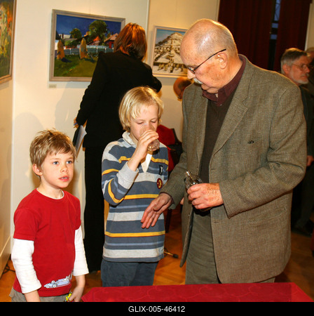 Rajzok és írások – Makovecz Imre könyvbemutatója-stock-foto