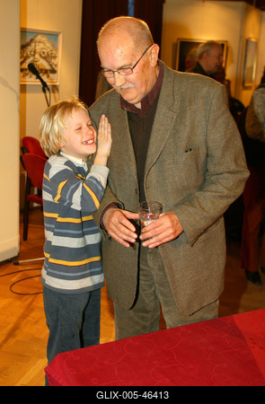 Rajzok és írások – Makovecz Imre könyvbemutatója-stock-foto