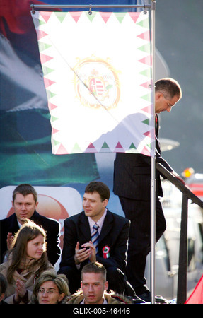 A Fidesz ünnepi nagygyűlése az Erzsébet-hídnál-stock-foto