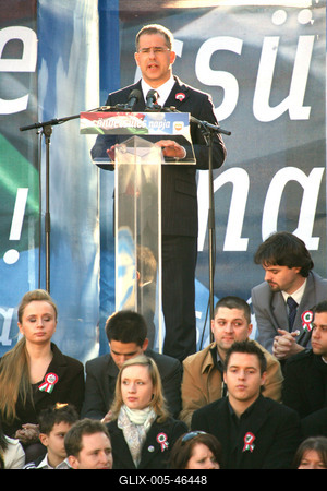 A Fidesz ünnepi nagygyűlése az Erzsébet-hídnál-stock-foto