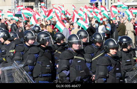 Ünnepi megemlékezés a Petőfi szobornál-stock-foto